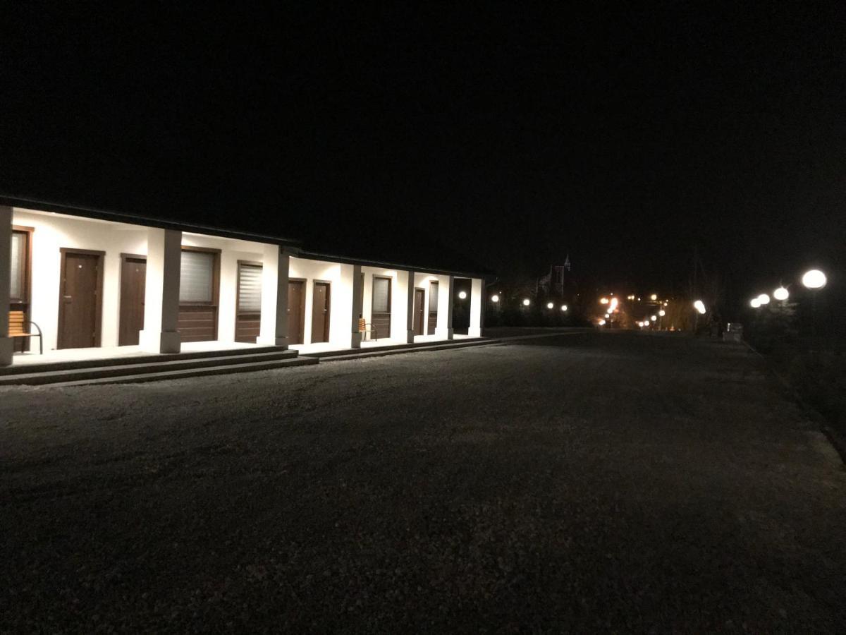 Gosciniec Krepa Hotel Lipsko Exterior foto