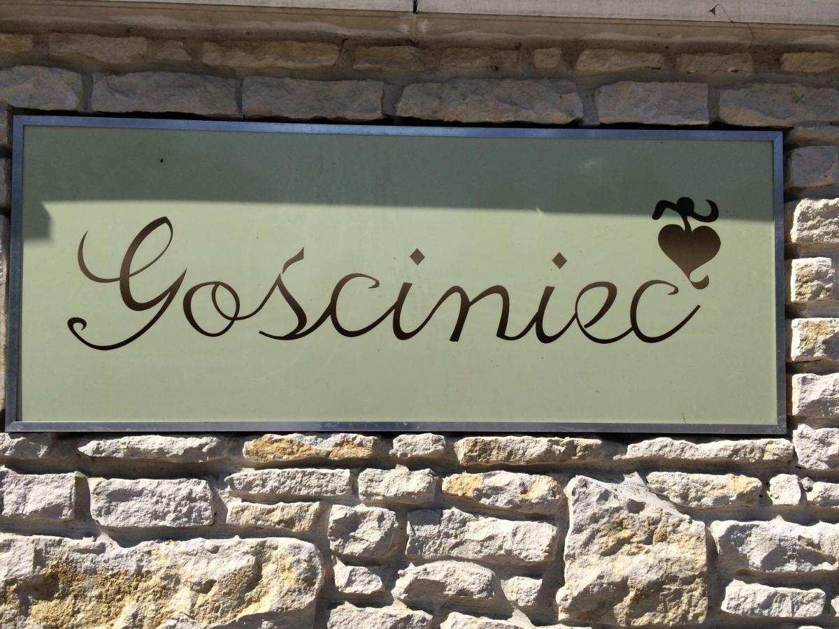 Gosciniec Krepa Hotel Lipsko Exterior foto